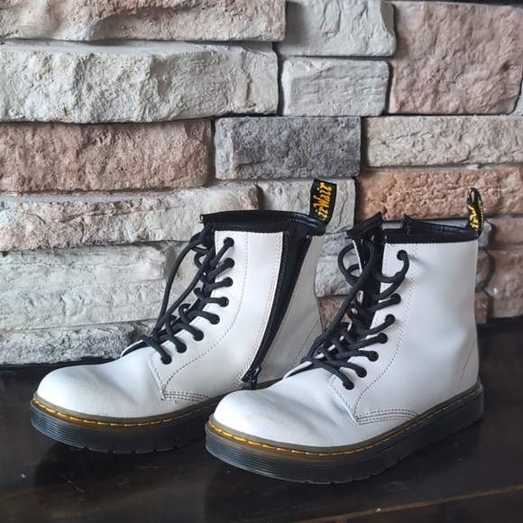 Dr. Martens Shoes - Dr. Marten Boots